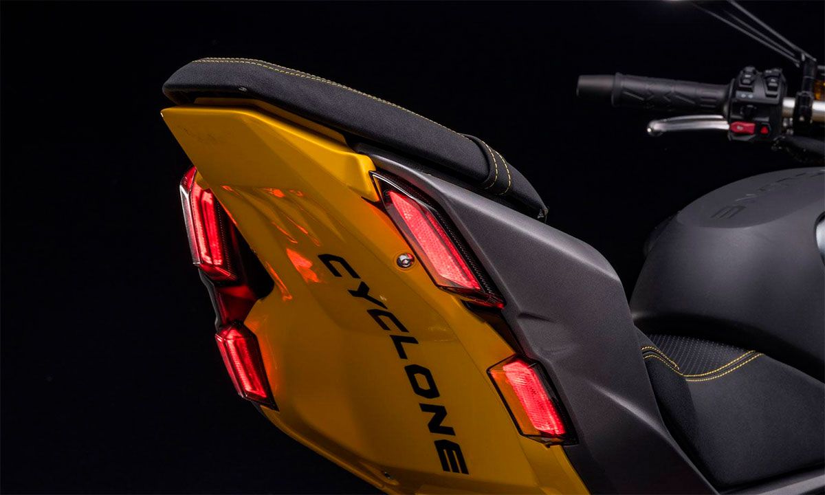 CycloneRA1000_compressed