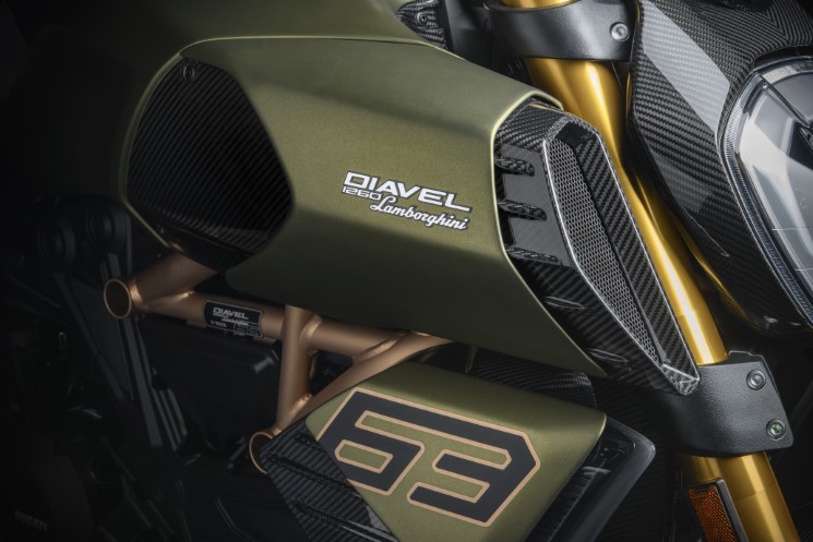 DucatiDiavel-Lamborghini