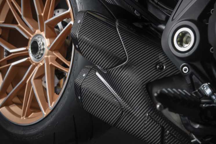 DucatiDiavel-Lamborghini