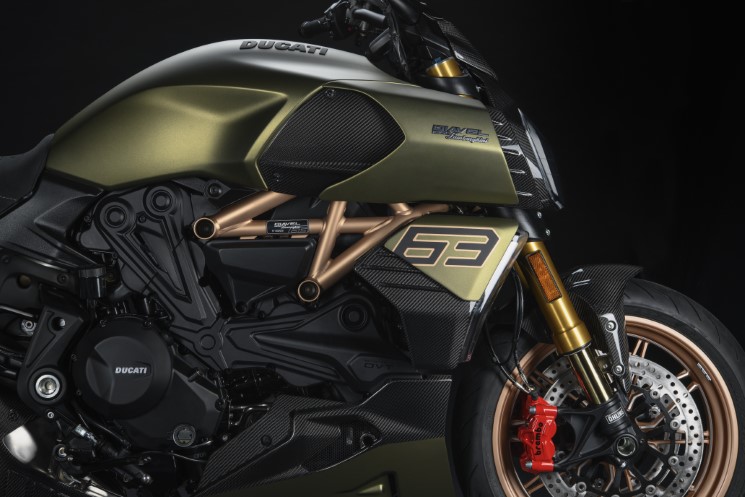 DucatiDiavel-Lamborghini