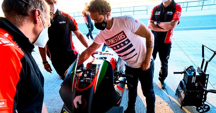 DoviziosoAprilia3546.jpg