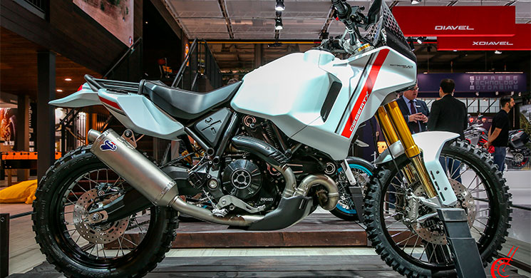 ducati desertx