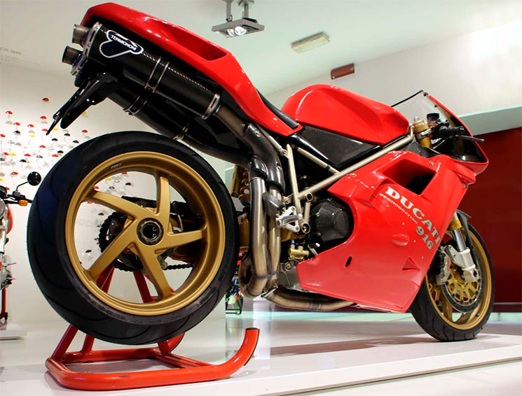Ducati916-6.jpg