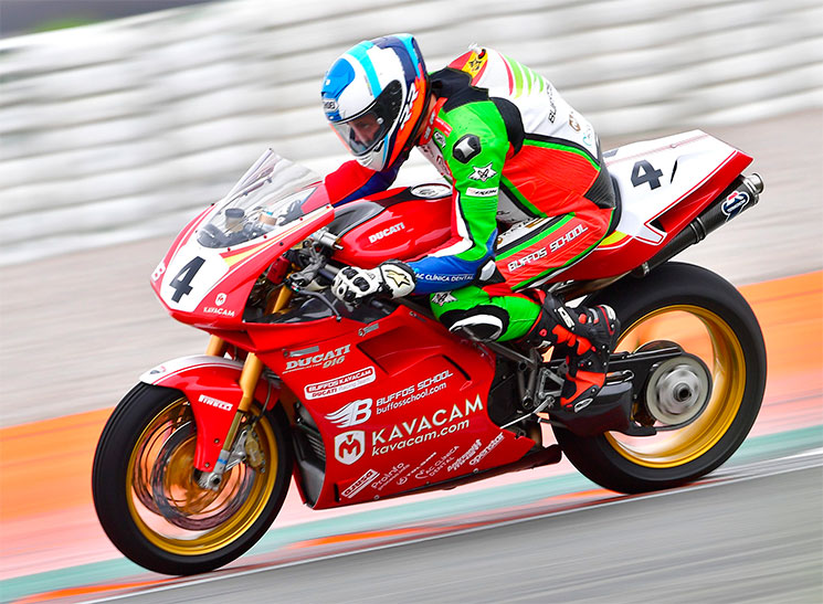 /Ducati916-6542276.jpg