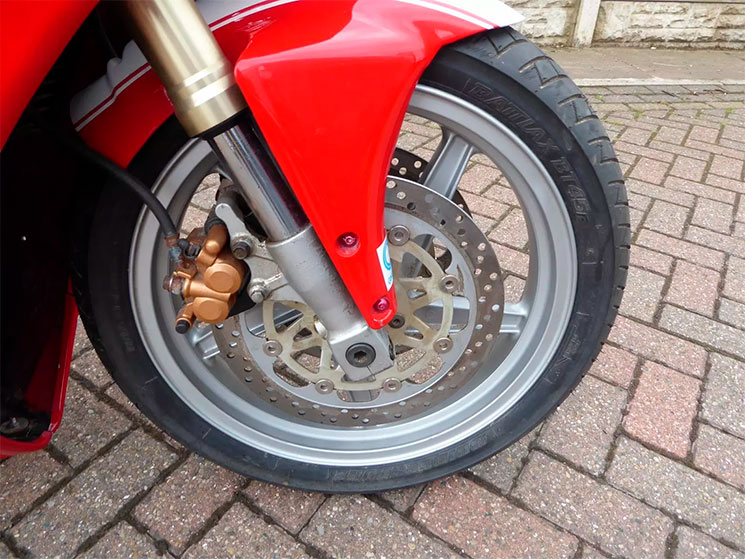 /Ducati996R-HondaRevere
