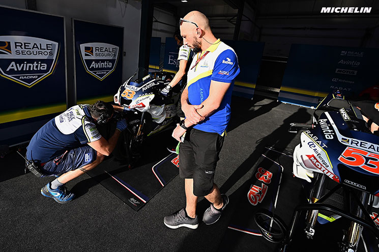 s/DucatiAvintia-453.jpg