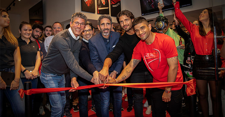 /DucatiBarcelona1.jpg