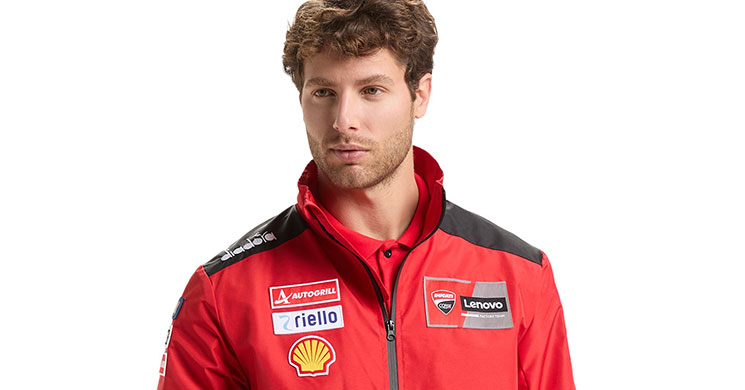 DucatiChaquetaMotoGP.jpg