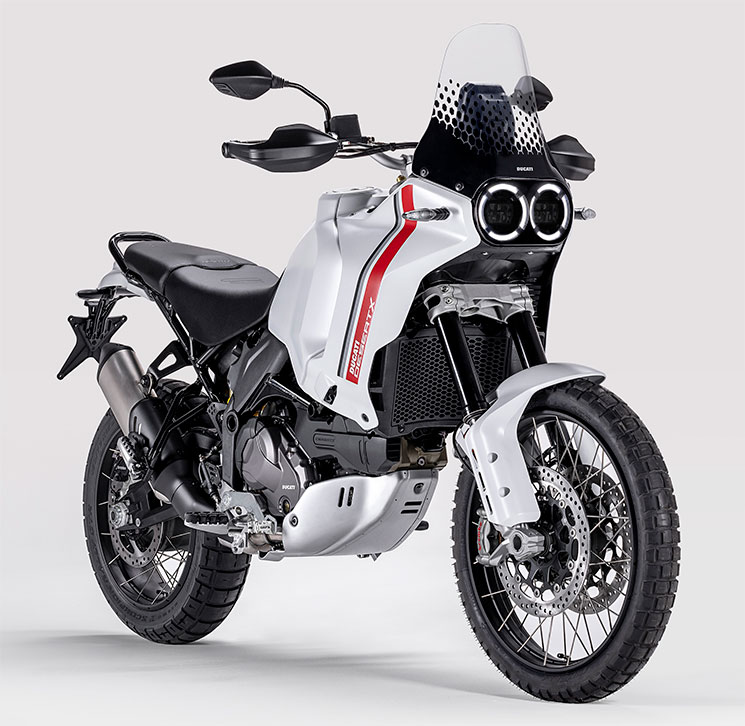DucatiDesertX-2022-2112.jpg