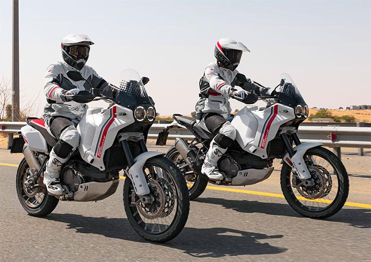DucatiDesertX-2022