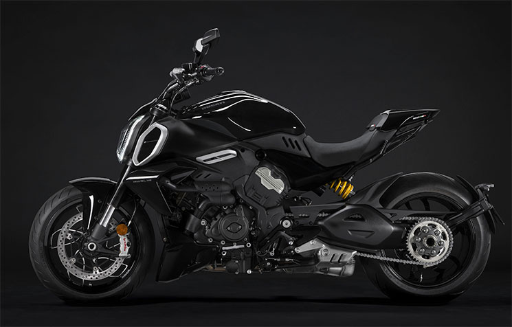 DucatiDiavelV4-2023-1.jpg