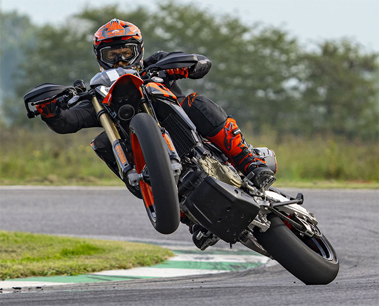 DucatiHypermotard698-Mono.jpg