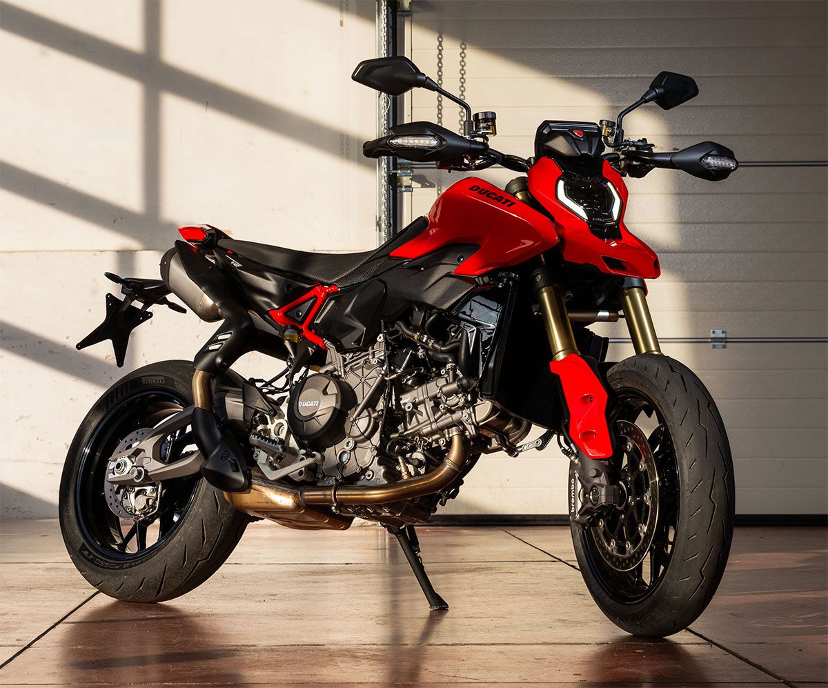 DucatiHypermotardV2-2026