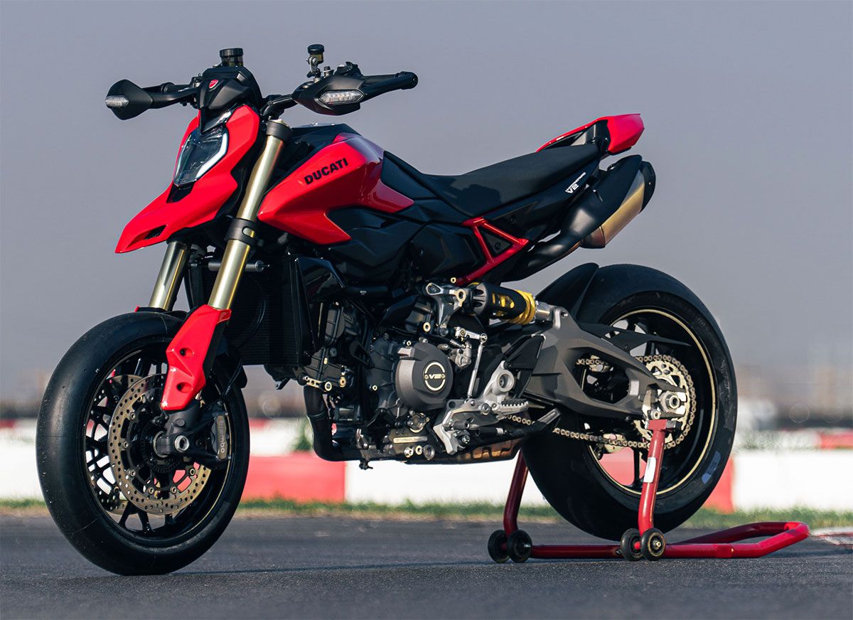 DucatiHypermotardV2-2026
