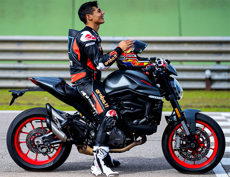 DucatiMonster2021