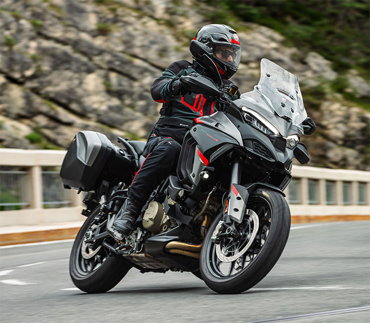 DucatiMultistradaV4SGrandTour-1.jpg