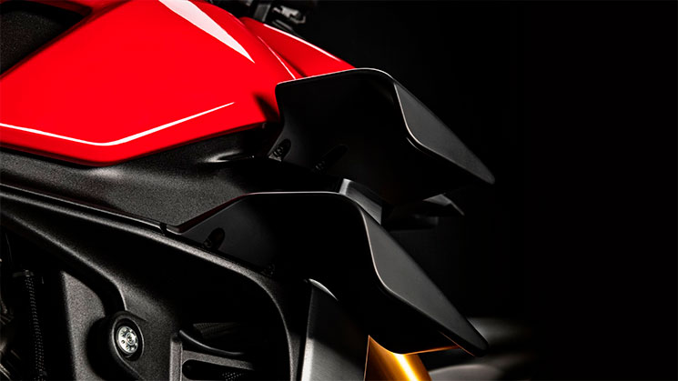 /DucatiPanigale-StreetfighterV4-2020-2.jpg