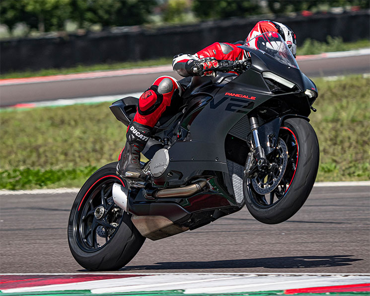DucatiPanigaleV2