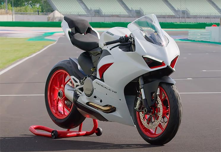 ducati panigale v2