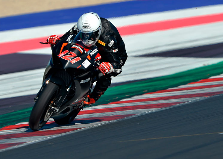 /DucatiPanigaleV2-