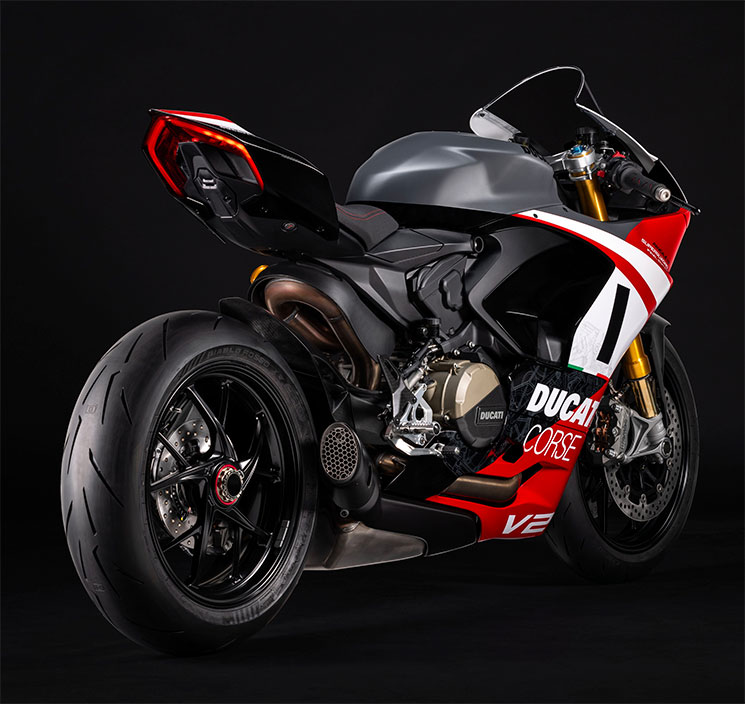 DucatiPanigaleV2-Superquadro_FinalEdition