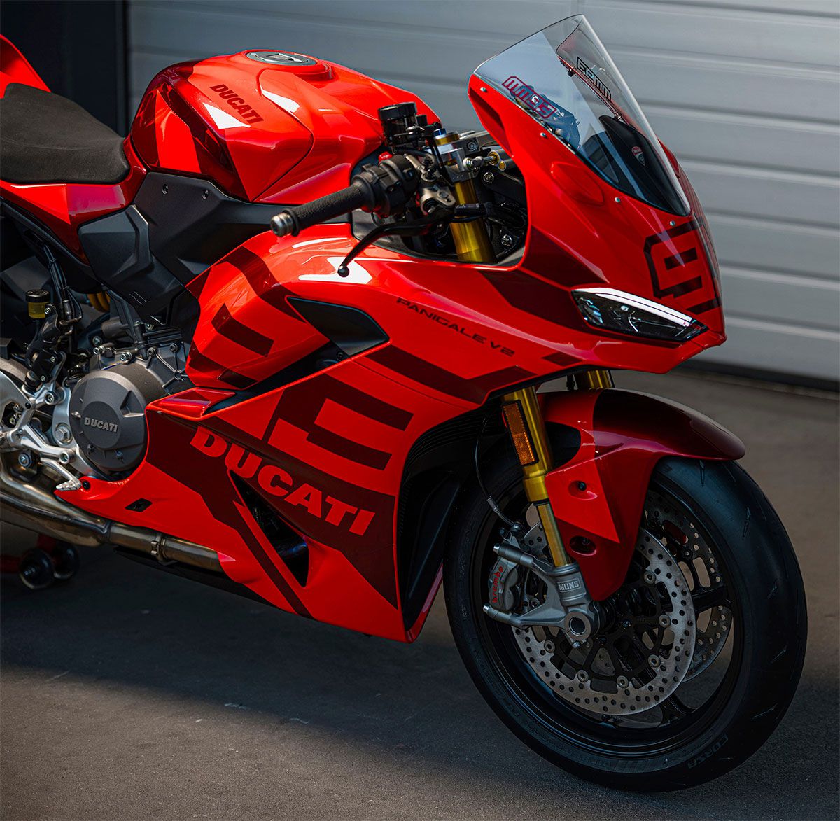 /DucatiPanigaleV2MM93