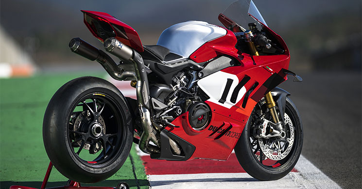 DucatiPanigaleV4R(1).jpg