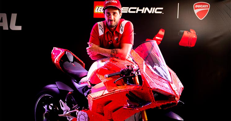 DucatiPanigaleV4R_Legop.jpg