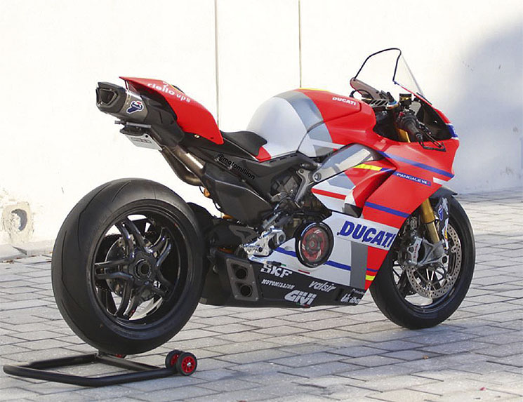 /DucatiPanigaleV4S-GP18.jpg