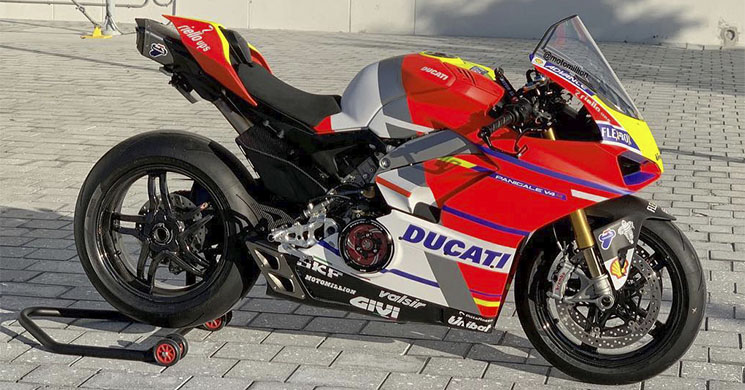 /DucatiPanigaleV4S-GP18.jpg