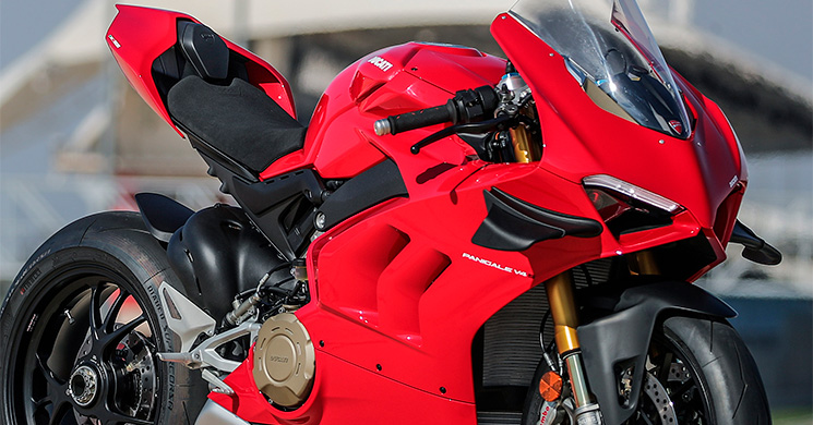 ducati panigale v4 2020