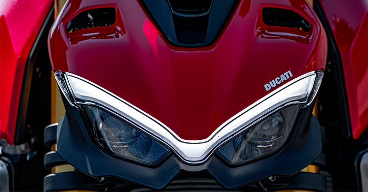 DucatiStreetfighter-2432.jpg