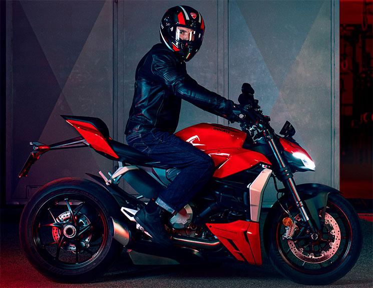 DucatiStreetfighterV2