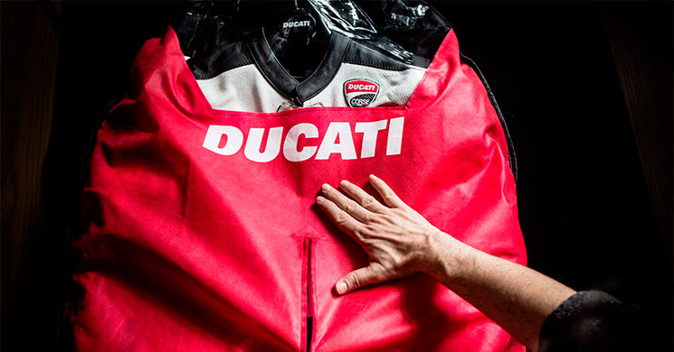 DucatiSuMisuraC.jpg