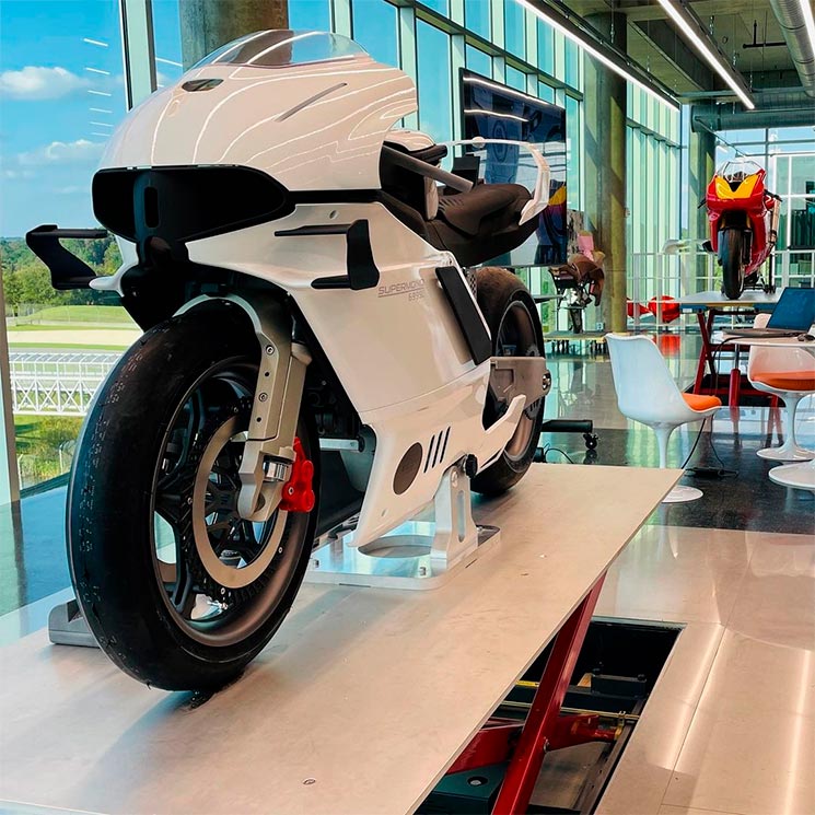 DucatiSupermono699SC