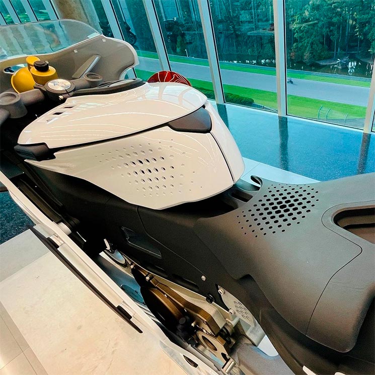 DucatiSupermono699SC