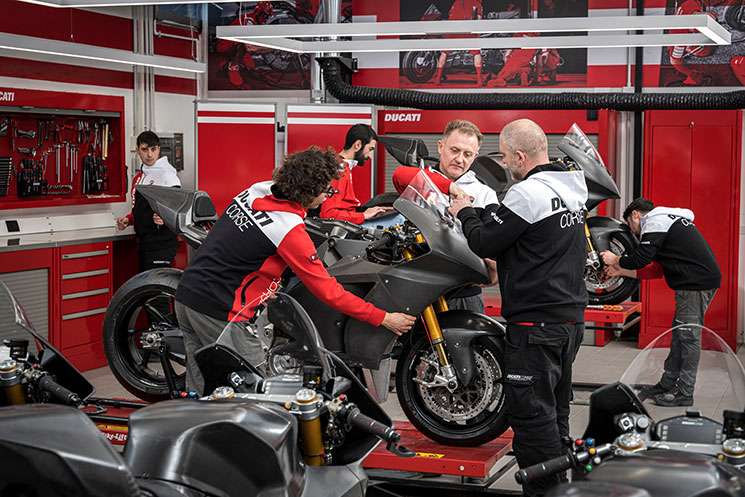 DucatiV21L-2023-1.jpg