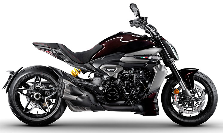 /DucatiXDIAVEL-V4-2025
