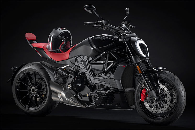 DucatiXdiavelNera-2.jpg