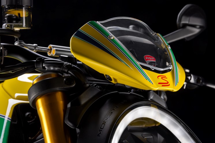 /DucatiMonsterSenna-1.jpg