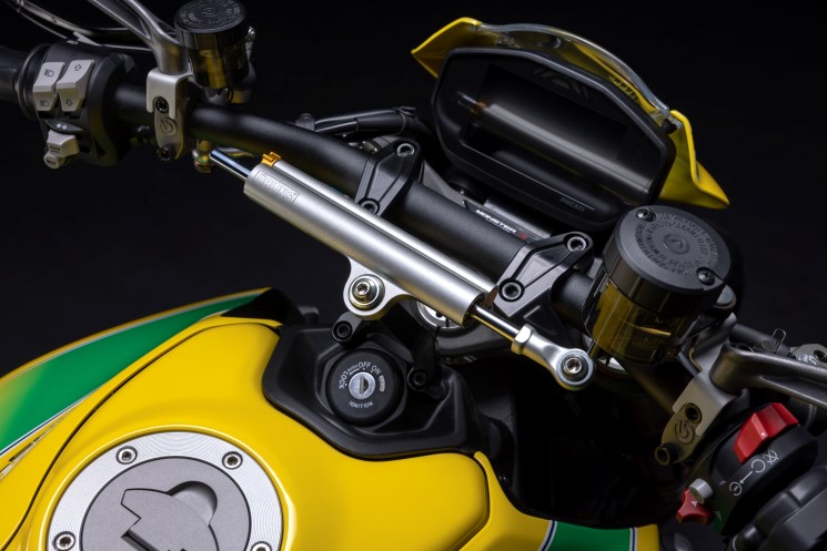 /DucatiMonsterSenna-1.jpg