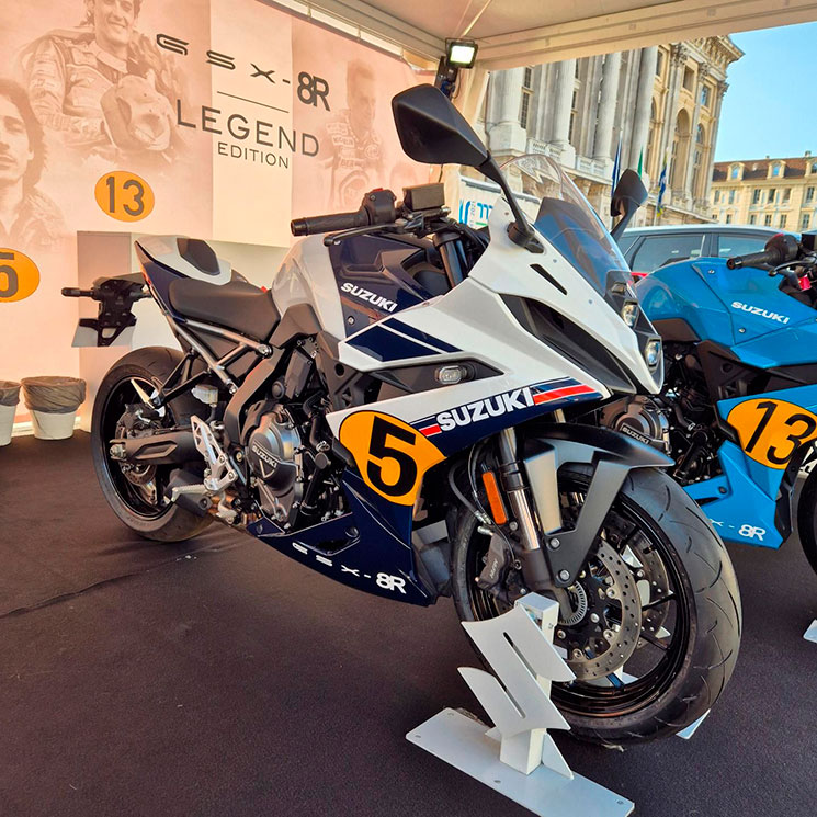 GSX-8R-1