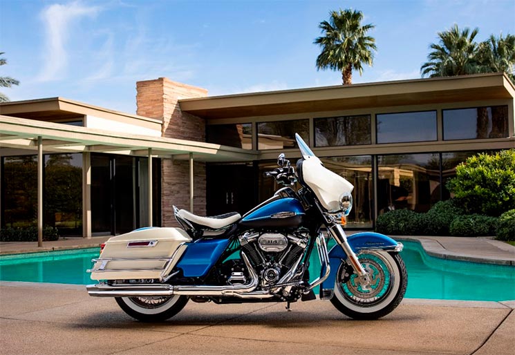 Harley-Davidson-Electra-Glide-Revival-2021-