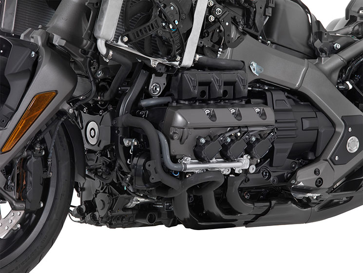 Honda-Goldwing-2018-engine.jpg
