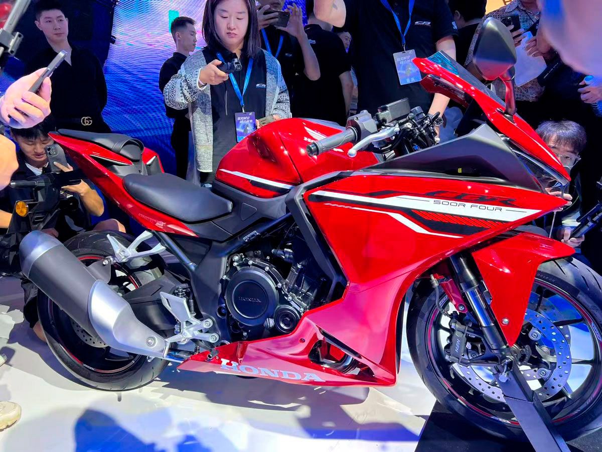 honda cbr500r four