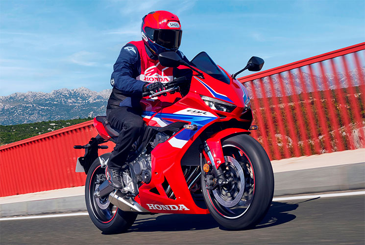/HondaCBR650R-2024