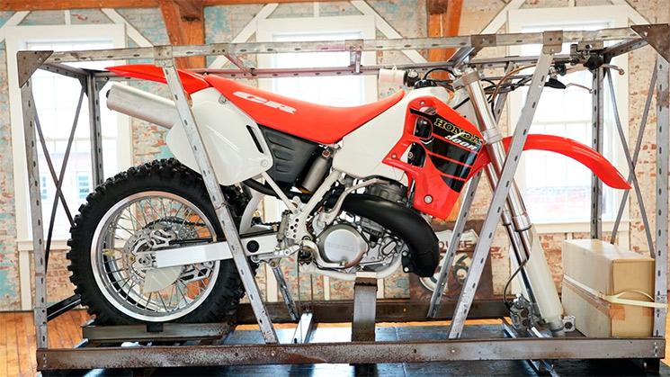 /HondaCR500.jpg