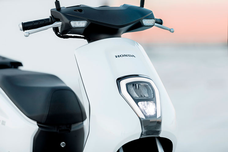 HondaEM1e-5.jpg