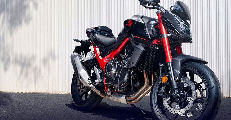 /HondaHornet750-2023.jpg