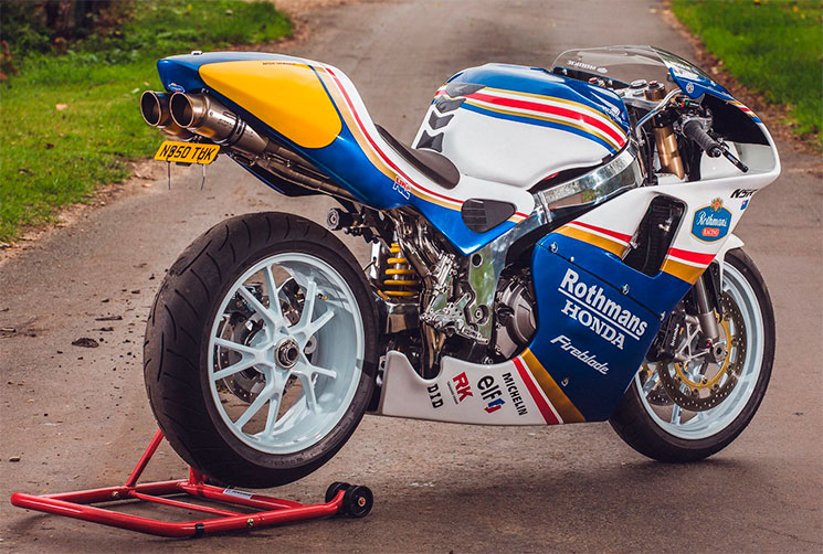 /HondaNSR900RR.jpg